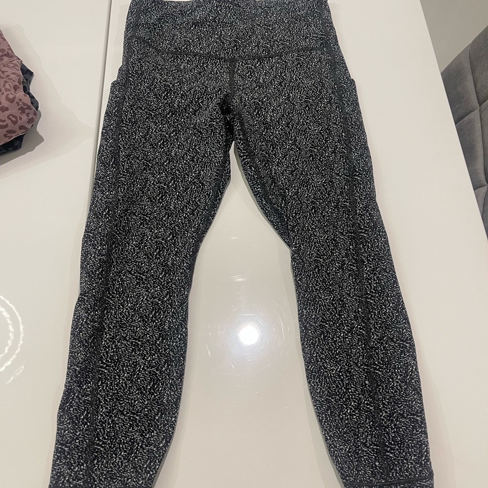 Ultimate Stash Textured 7/8 - Athleta